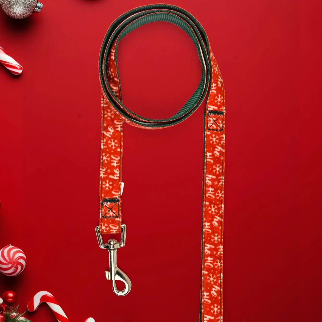 Sött Julhalsband för Hund – Justerbart & Slitstarkt med Koppel
