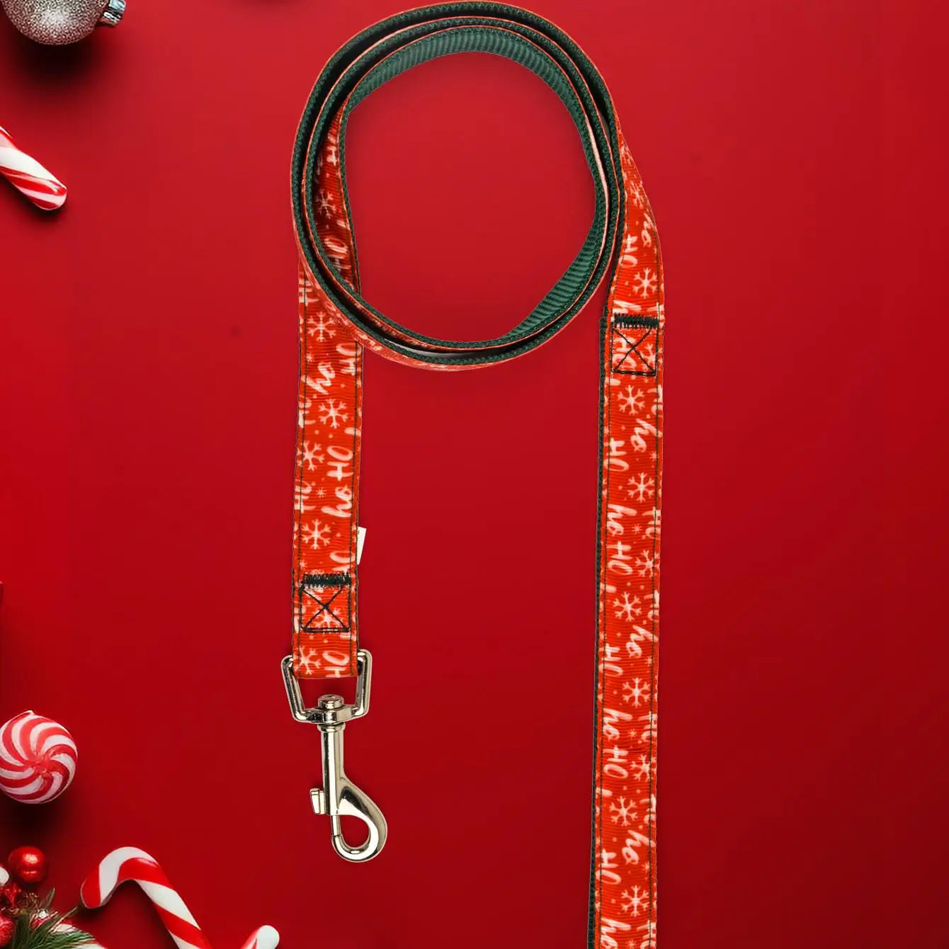 Sött Julhalsband för Hund – Justerbart & Slitstarkt med Koppel