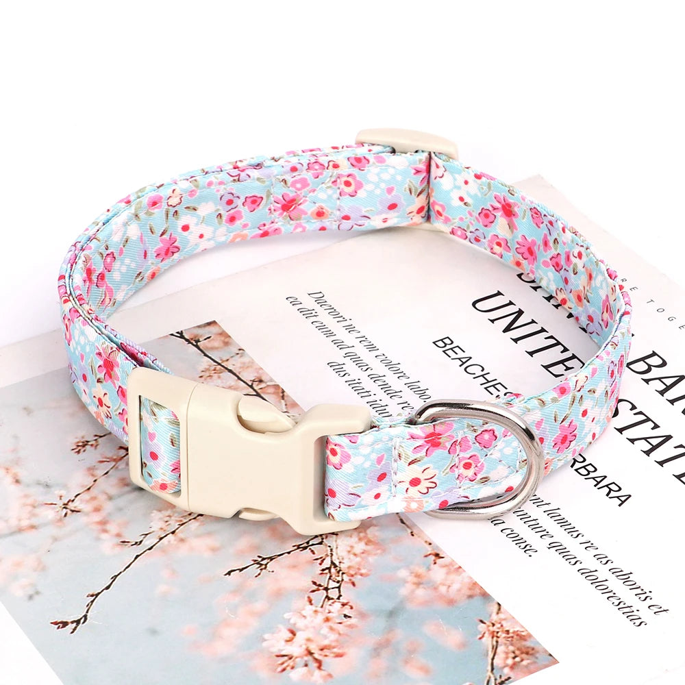 Justerbart Nylonhalsband för Hund – Söt Design med Blommor