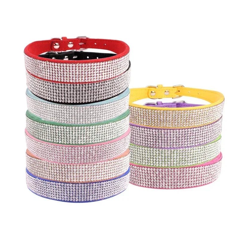 Bling Hundhalsband i Mjuk Mocka Immitation – Justerbart & Glittrande med Strass för Hund & Katt