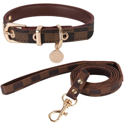 Exklusivt Halsband & Koppel i Vintagestil med Berlock – För Hundar med Stil