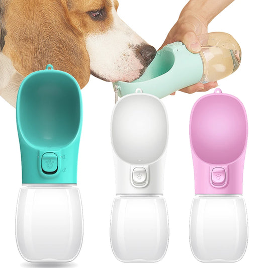 Bärbar vattenflaska för hund och katt med integrerad skål och läckagesäker design