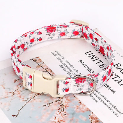 Justerbart Nylonhalsband för Hund – Söt Design med Blommor