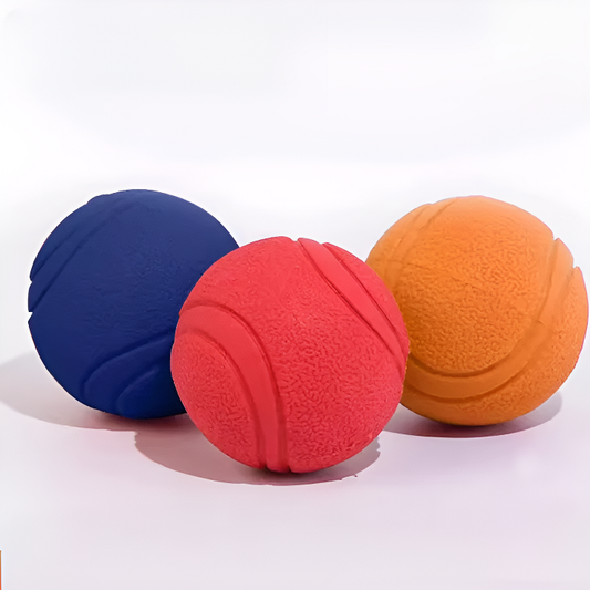 robust solid gummiboll för hundar och apport